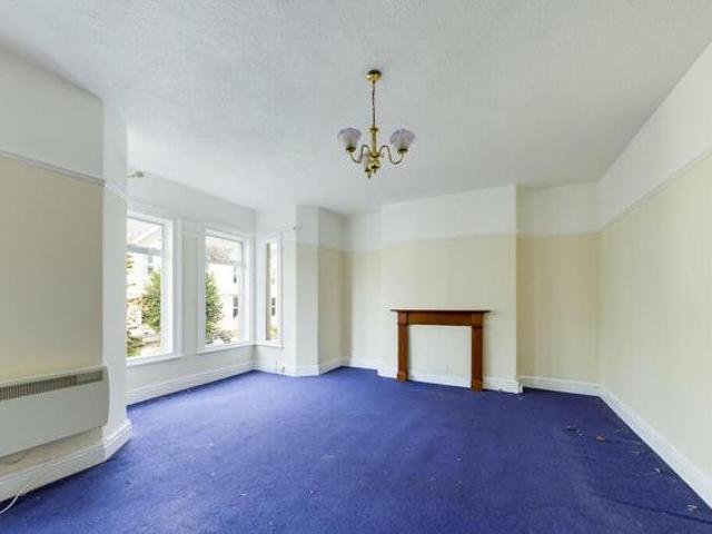 House for rent in Follaton, Strode