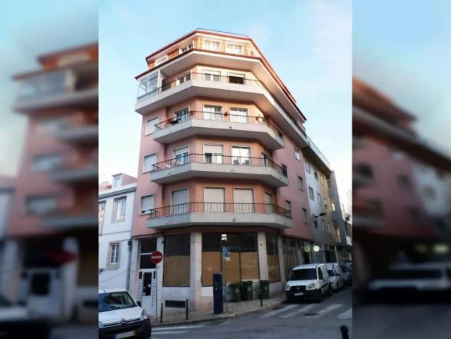 Apartamento alugar em Avenidas Novas, Lisboa