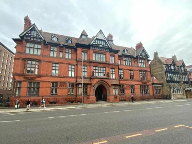 House for rent in Calderstones