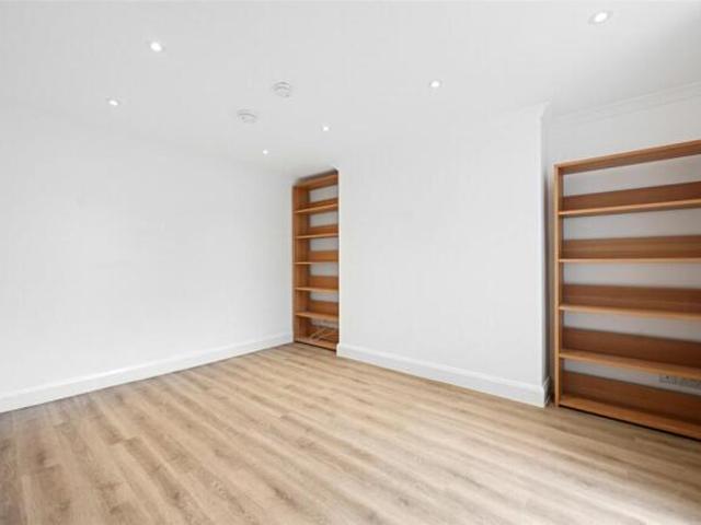 Apartment for rent in Cat Hill