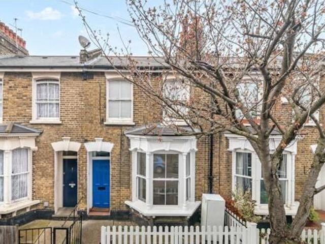 House for rent in Lyons, Greater London