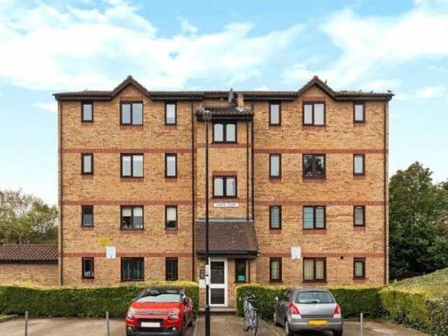House for rent in Lyons, Greater London