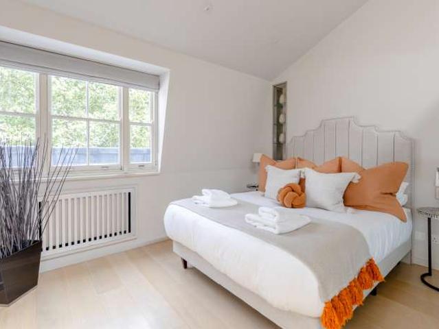 Apartment for rent in Chelsea, Greater London