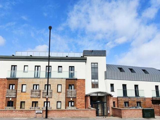 House for rent in Lyons, Greater London