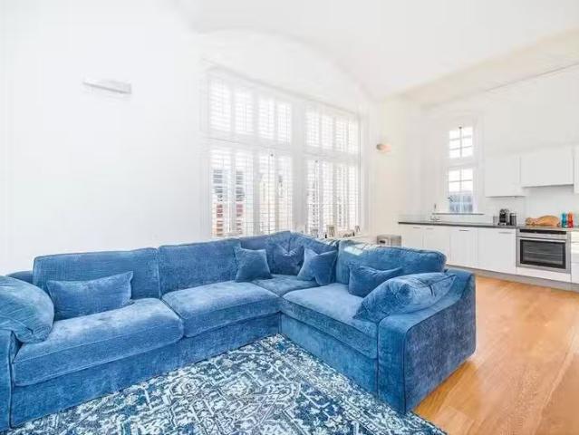 Apartment for rent in Clements Park, Navestock Side