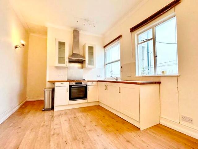 Apartment for rent in Golden Valley, Gloucestershire