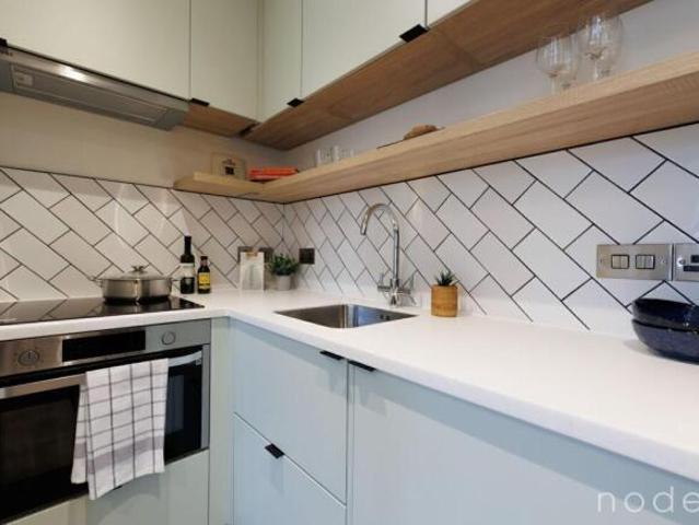 Apartment for rent in Cat Hill, England