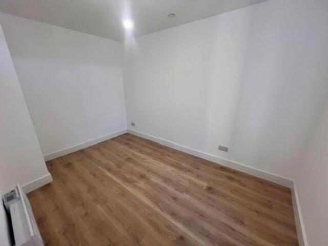 Apartment for rent in Machen, Wales