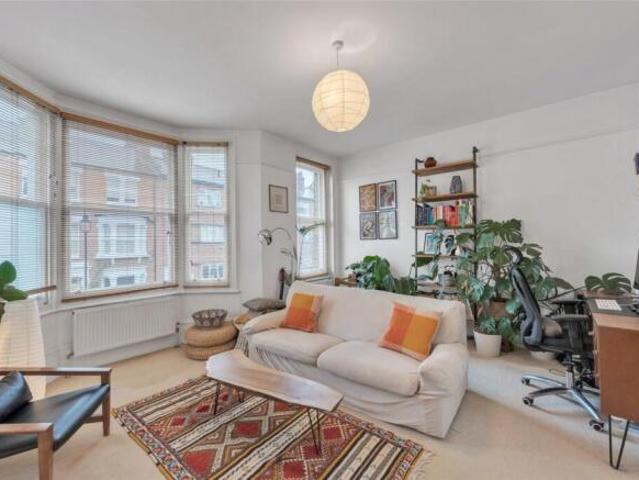 Apartment for rent in Hampstead, Greater London