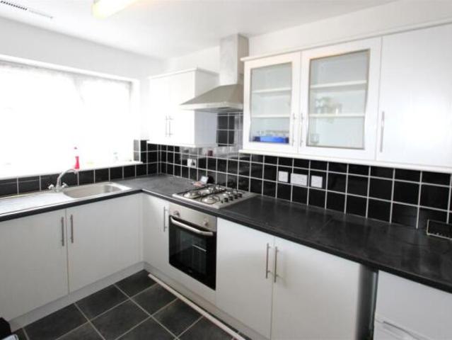 Apartment for rent in Luton, Chatham