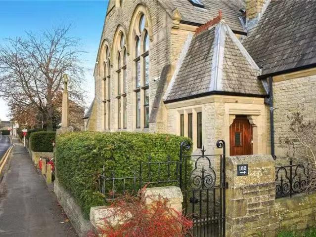 Apartment for rent in Allerton, West Yorkshire