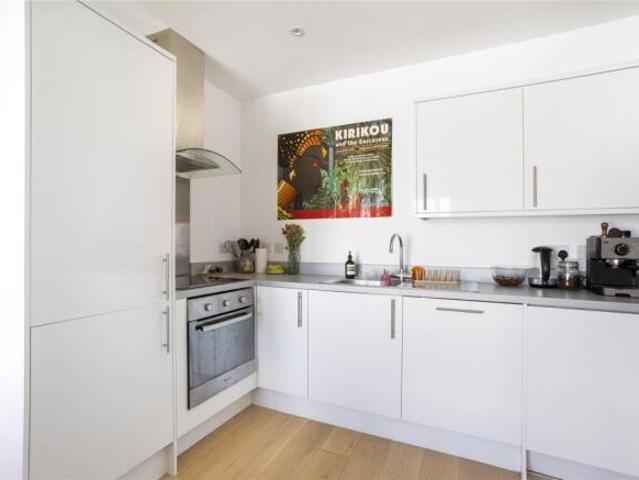 Apartment for rent in Aldgate, Lyons