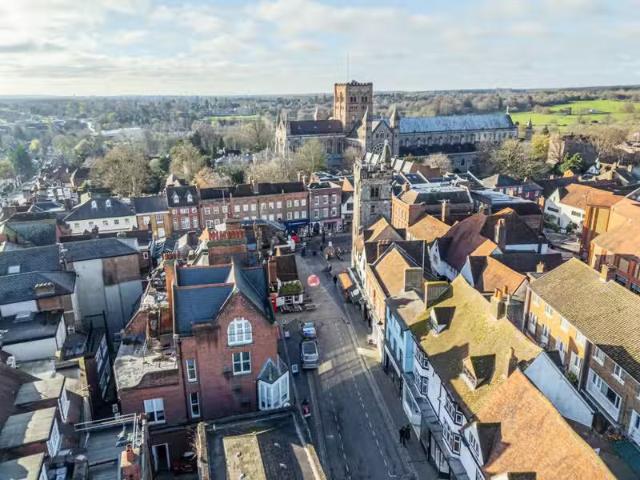 Apartment for rent in St Albans, Five Acres