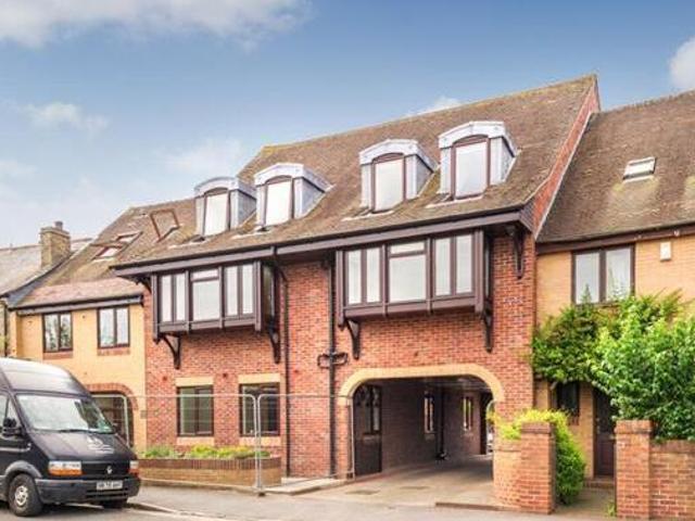 House for rent in Lyons, Greater London