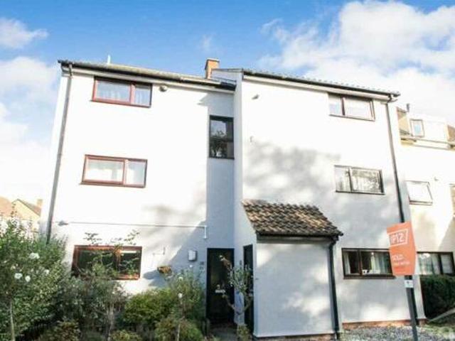 House for rent in Lyons, Greater London