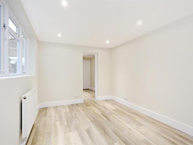 Apartment for rent in Cat Hill