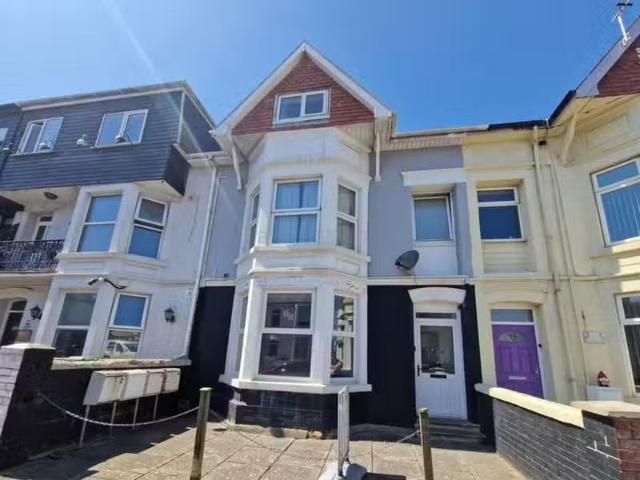 Apartment for rent in Porthcawl, Nottage