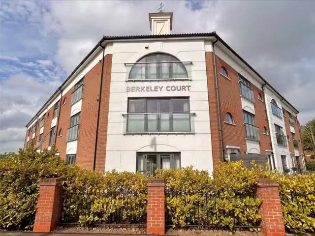 Apartment for rent in Keston, Isle Of Man