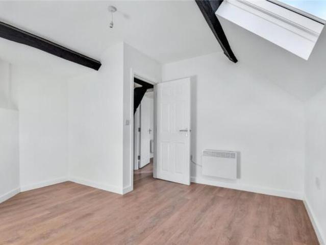 Apartment for rent in Red Hill, Worcestershire