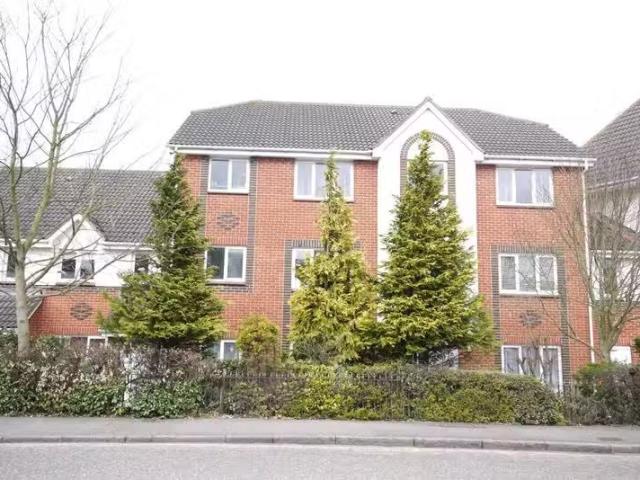 Apartment for rent in Navestock Side, Essex