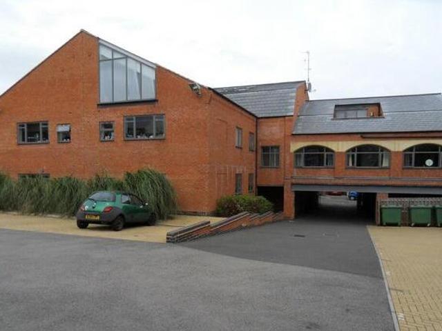 House for rent in Lyons, Greater London