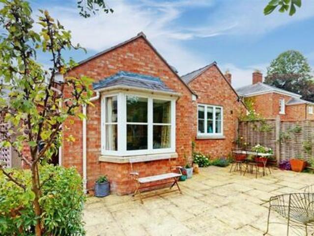 House for rent in Meole Brace, Frankwell