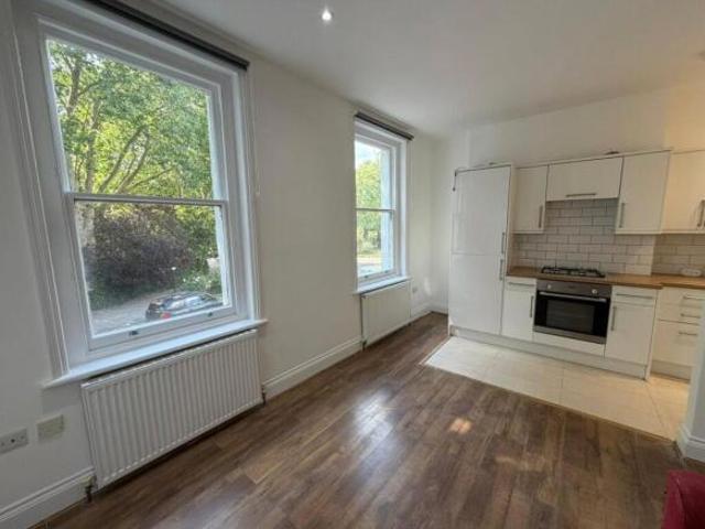 Apartment for rent in Cat Hill