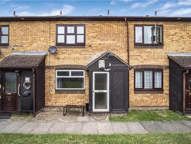 Apartment for rent in London Borough of Merton, Greater London