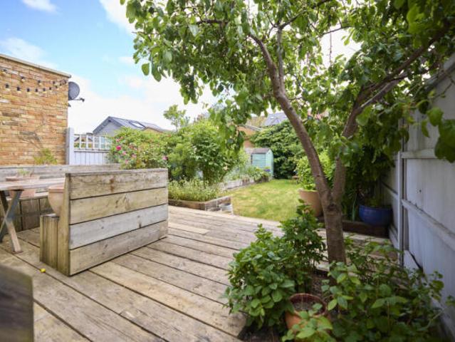 Apartment for rent in Cat Hill