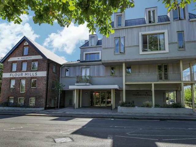 House for rent in West Sussex