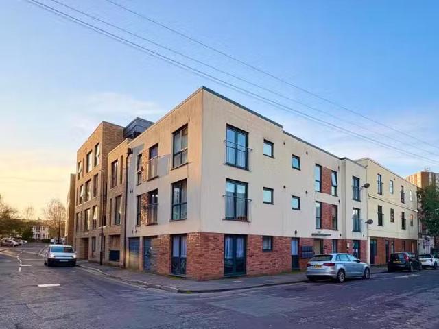 Apartment for rent in Feckenham, City Of Bristol