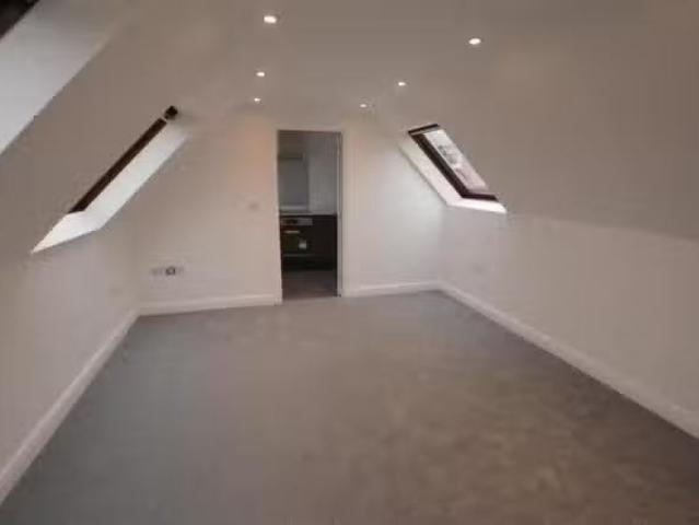 Apartment for rent in Bailbrook, Dulcote