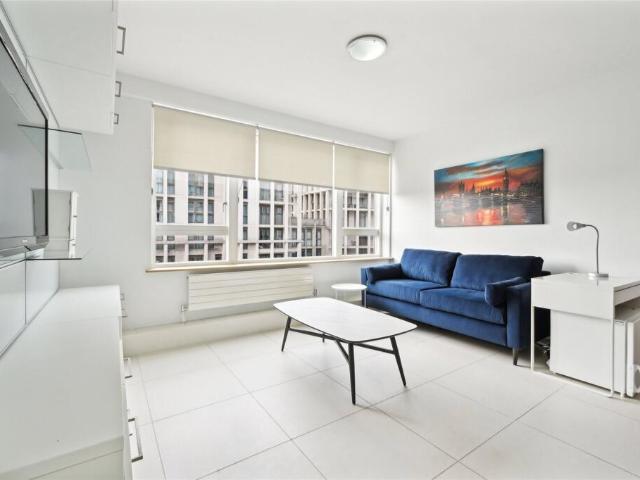 Apartment for rent in Westminster