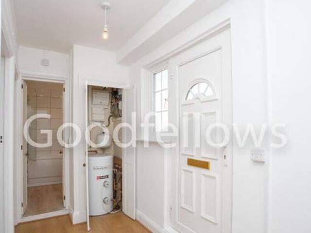 House for rent in Surrey