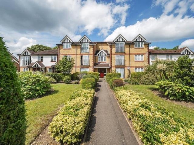 Apartment for rent in Harefield