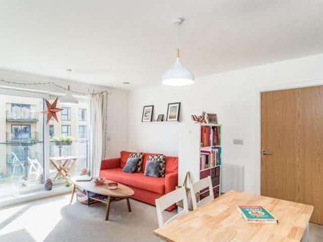 House for rent in Pouchen End, Hertfordshire