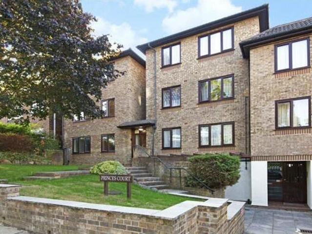 House for rent in Kingston Upon Thames, Greater London