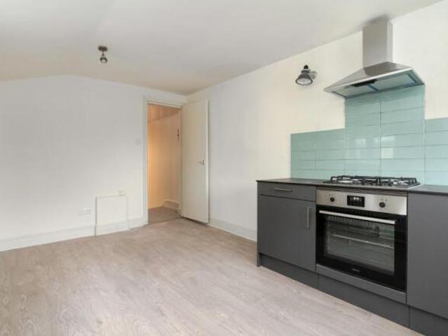 Apartment for rent in Cat Hill