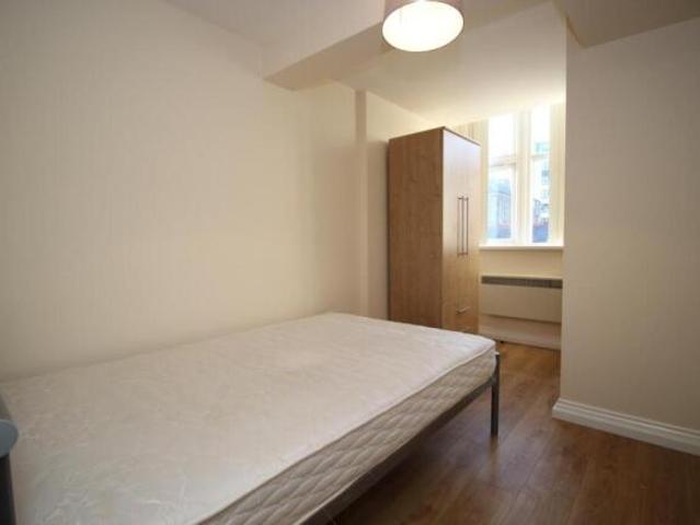 Apartment for rent in Burnedge, Greater Manchester
