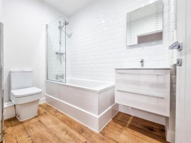 Apartment for rent in Sherwood, Sandown Park