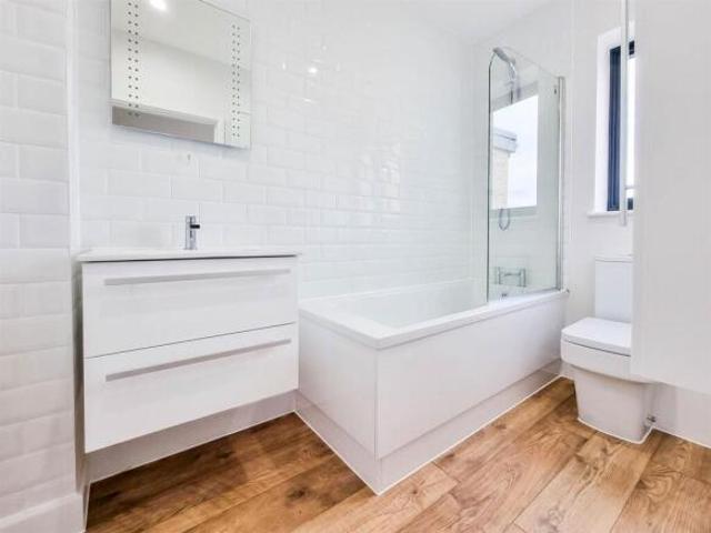 Apartment for rent in Sherwood, Sandown Park