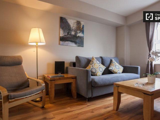 Apartment to rent in Bluebell, North Tipperary