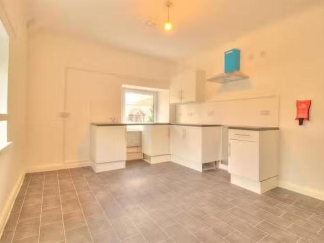 Apartment for rent in Glynfach, Porth