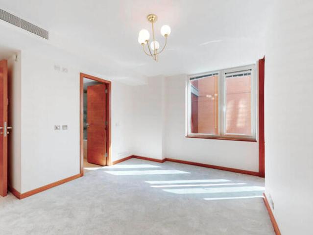 Apartment for rent in Cat Hill