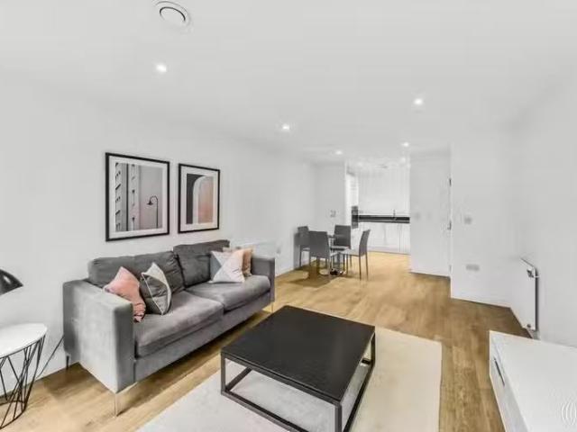 Apartment for rent in Stratford Marsh, Greater London
