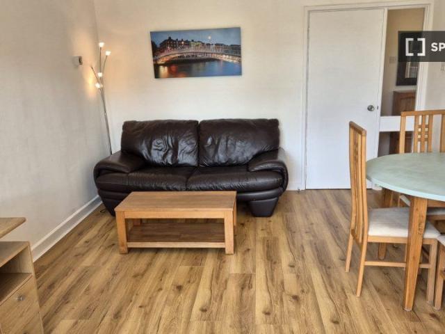 Apartment to rent in Bluebell, North Tipperary
