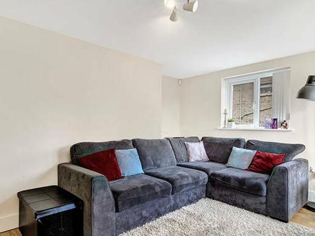House for rent in Lyons, Greater London