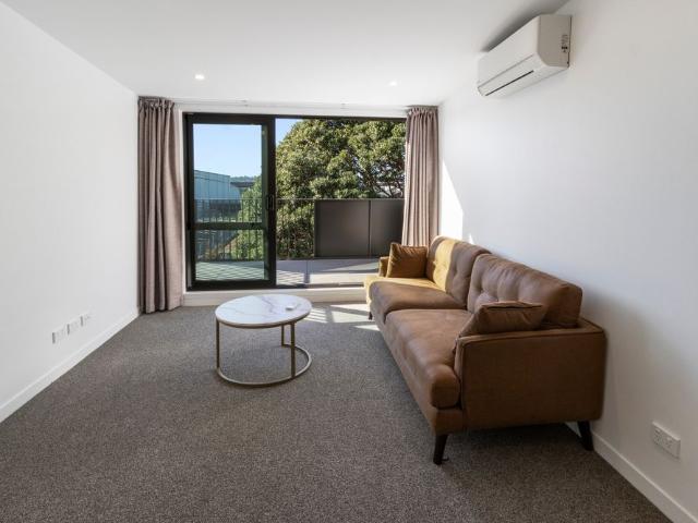 Apartment for rent in Penrose, Oroua County