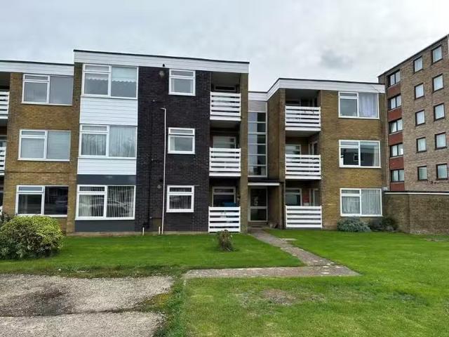Apartment for rent in Fishersgate, West Sussex