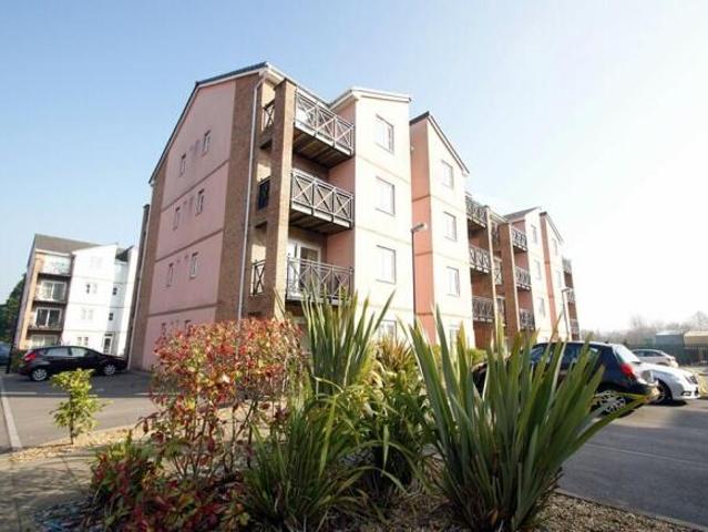 Apartment for rent in Llanishen, Wales